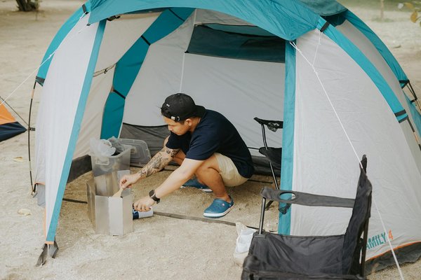 Uncover the fascinating guided adventures along london"s iconic thames river landmarks!